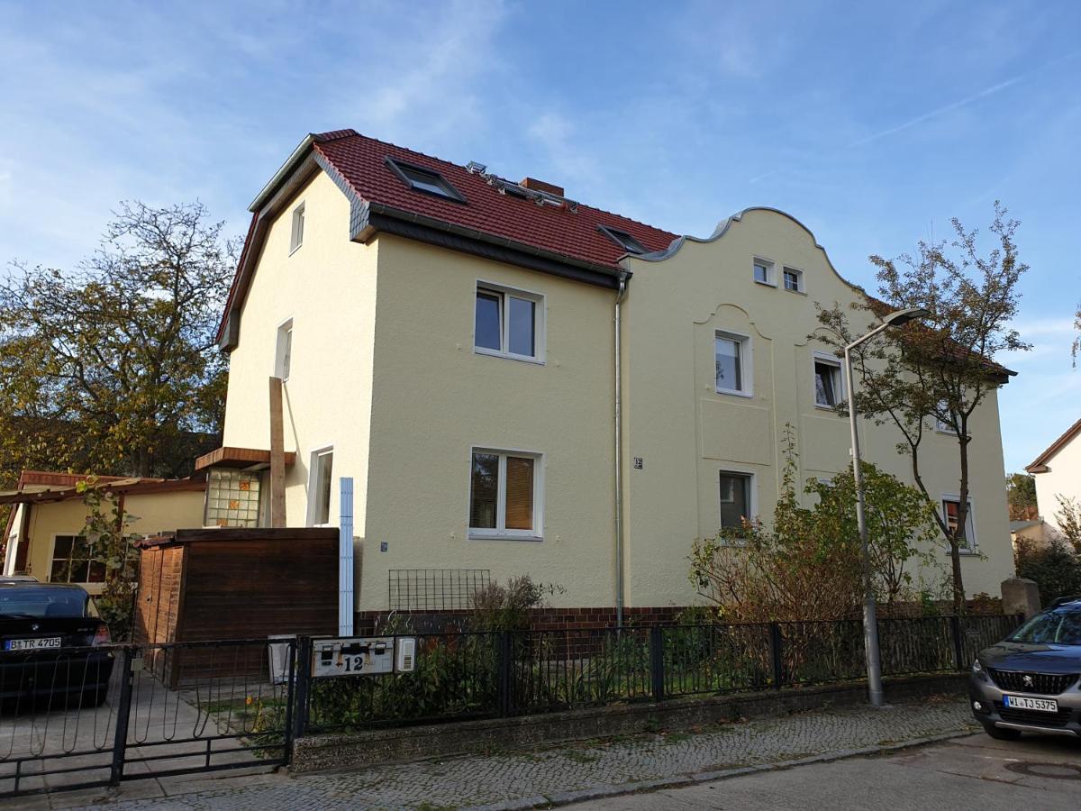 Helles Apartment In Berlin-Mariendorf Luaran gambar